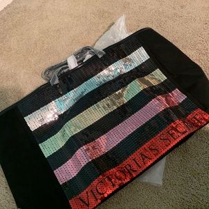 Victory stripped tote bag